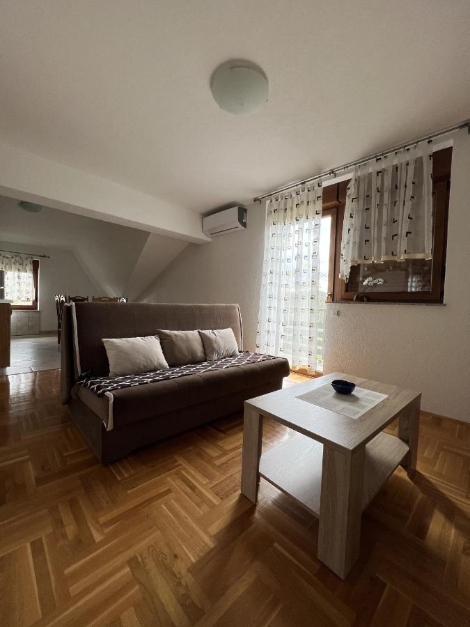 Green Apartment Plitvice 라코비카 외부 사진